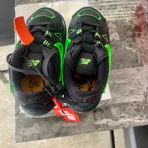 Brand New!!!OFF-WHITE X RUBBER DUNK TD 'GREEN STRIKE sz 9 Toddler